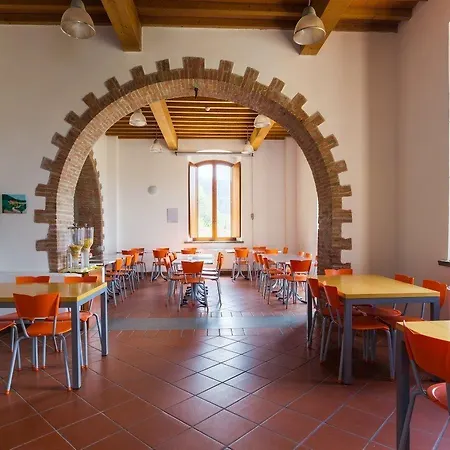 Student's Gowett Hotel Campiglia Marittima