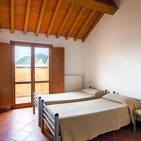 Student's Gowett Hotel Campiglia Marittima