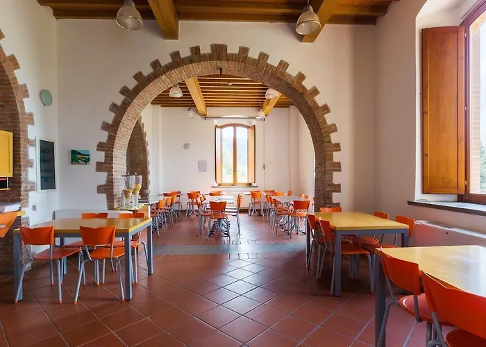 Student's Gowett Hotel Campiglia Marittima
