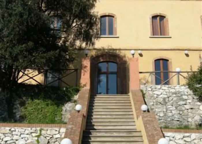 Student's Gowett Hotel Campiglia Marittima